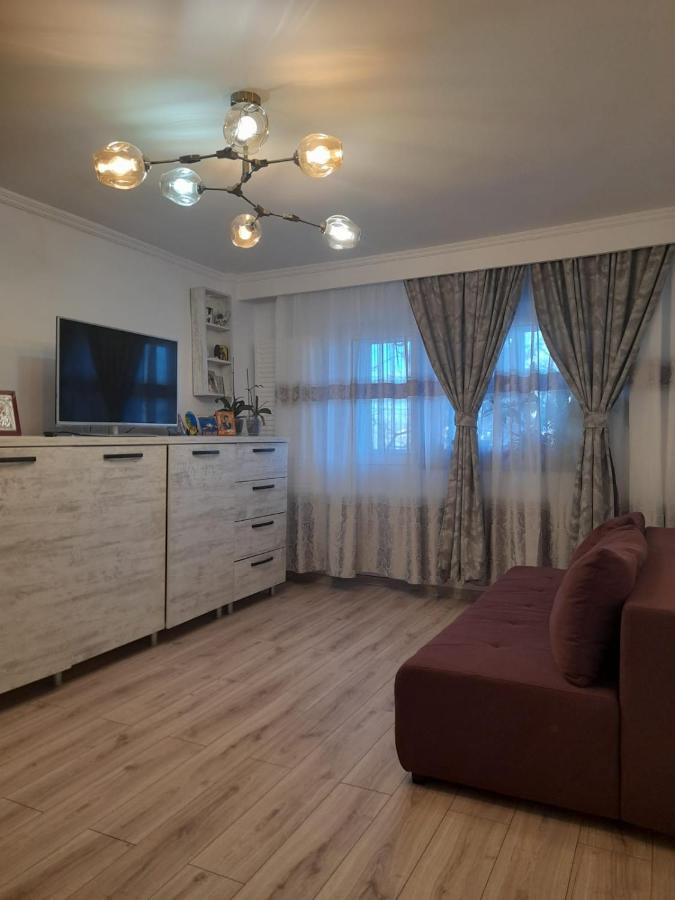 Apartament Piteşti Eksteriør billede
